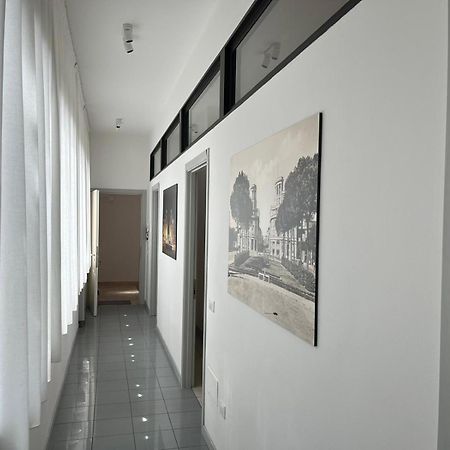 Appartamento Nel Cuore Di Форлі Екстер'єр фото